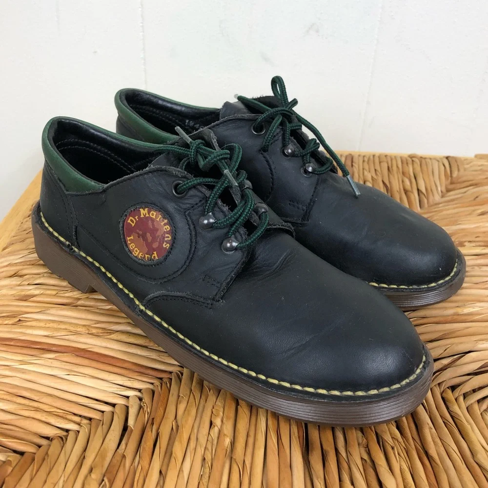 Vintage Rare Dr. Martens Made In England Leather Oxfords Sz 3 - Picture 1 of 11